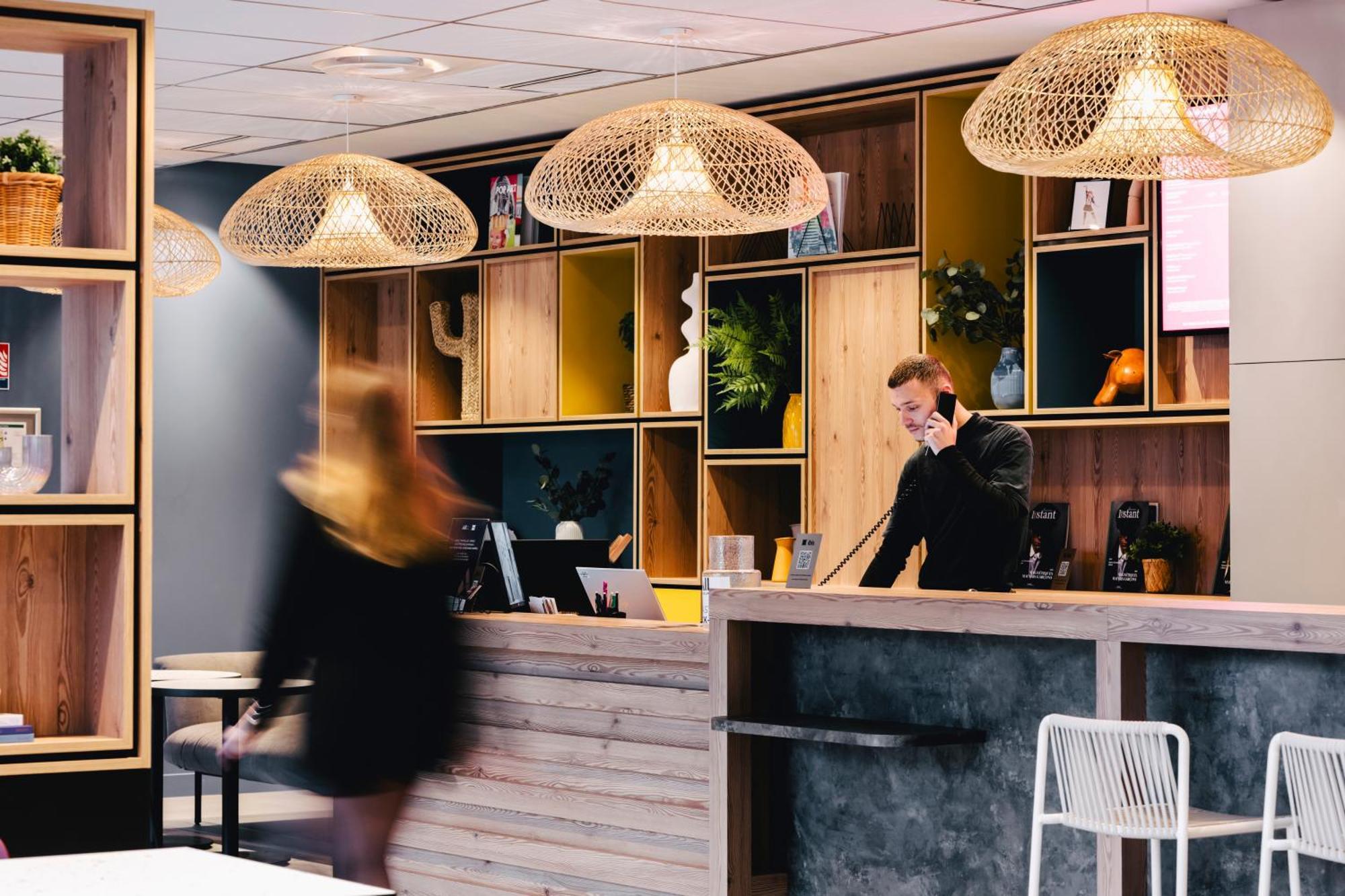 ホテル Ibis Rouen Centre Rive Droite Pasteur エクステリア 写真