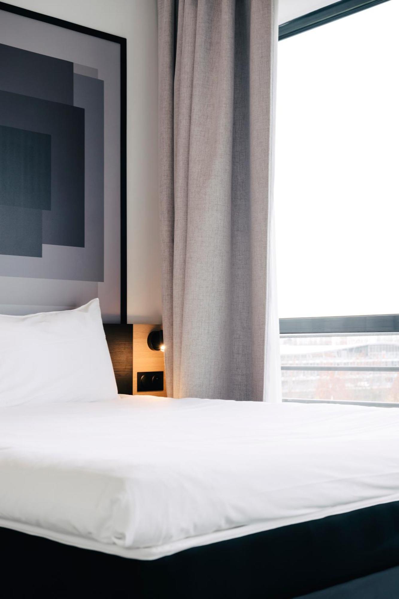 ホテル Ibis Rouen Centre Rive Droite Pasteur エクステリア 写真