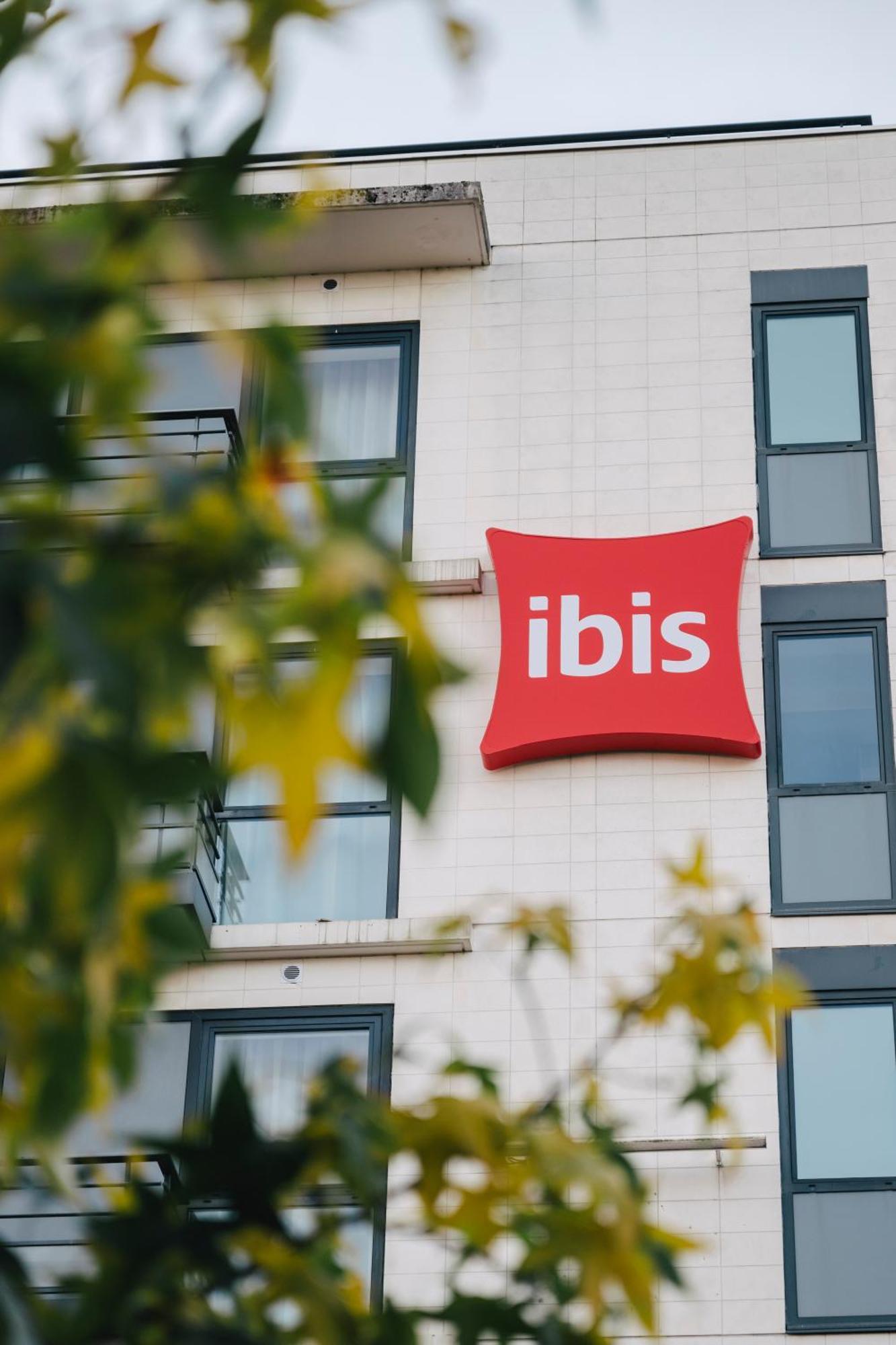 ホテル Ibis Rouen Centre Rive Droite Pasteur エクステリア 写真